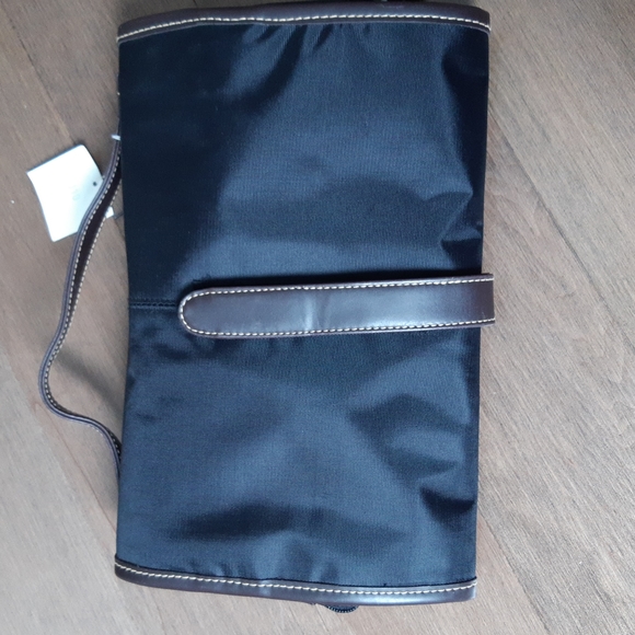 New without Tag Unisex large Cosmetics Bag - Picture 2 of 7